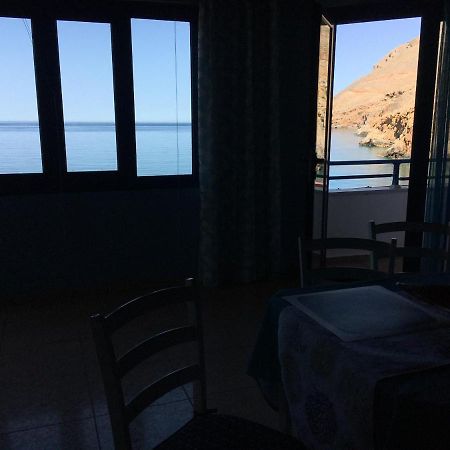 Great Sea-View Apartment. Khóra Sfakíon エクステリア 写真